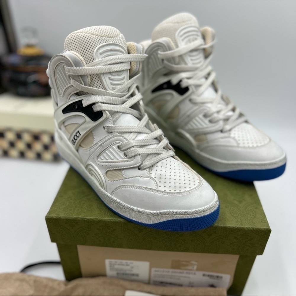 Women’s Gucci interlocking G leather, distressed sneakers size 37 made in Italy